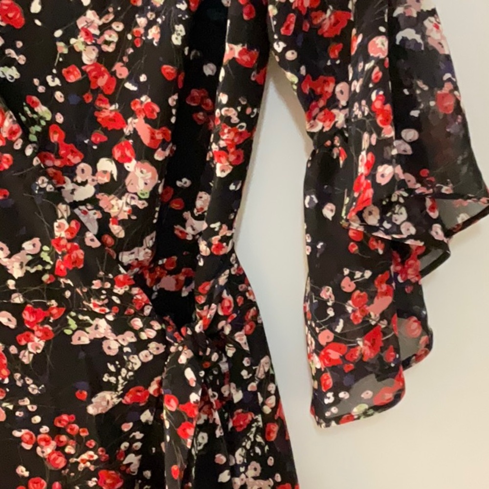 LUCY PARIS floral wrap dress size S